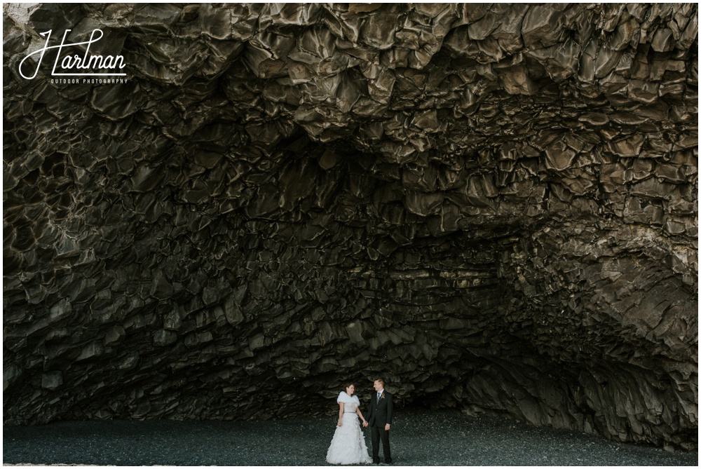 Iceland Black Sand Beach Wedding Photographer _0040
