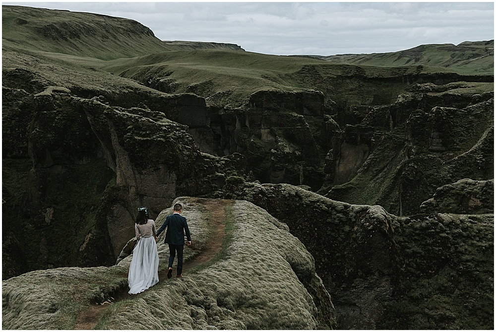 fjaðrárgljúfur canyon wedding Iceland