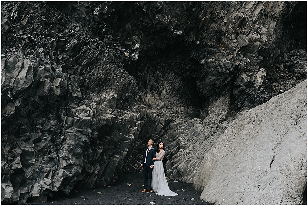 Reynisfjara beach elopement photographer