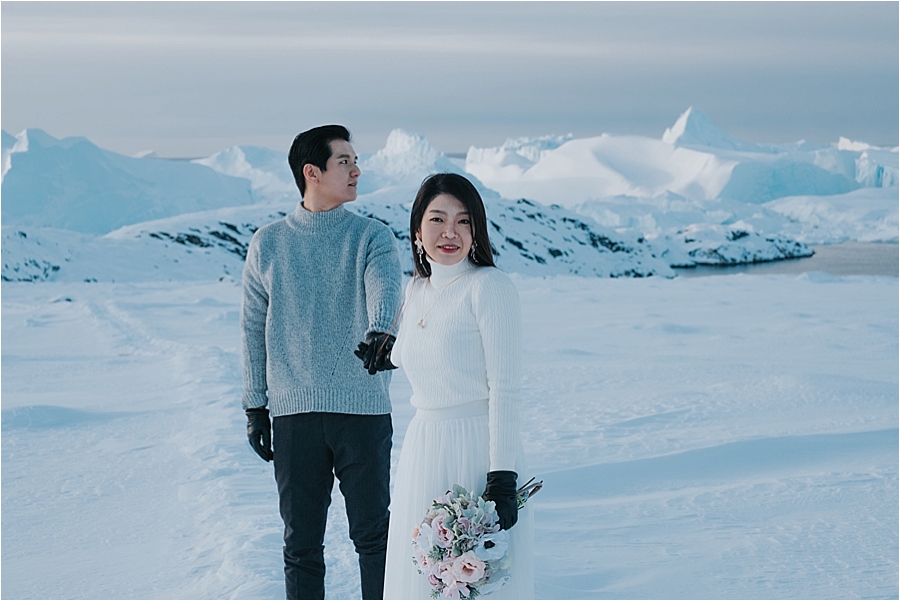 elopement in arctic circle 