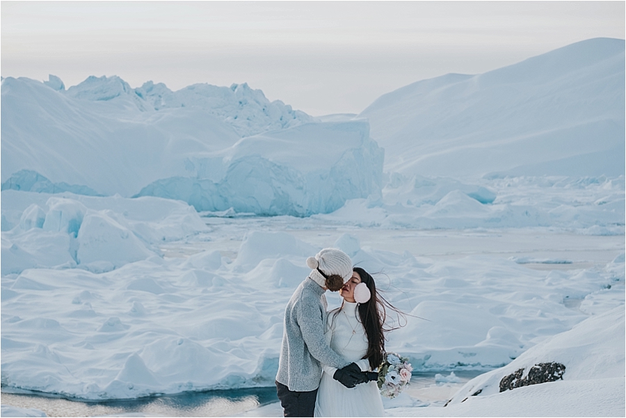 Alaska winter wedding