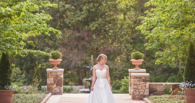 Lyndsay | Spring Bridal Session at Sarah P. Duke Gardens