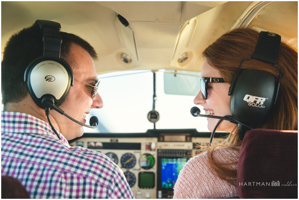 Airplane Pilot Engagement Session 000060