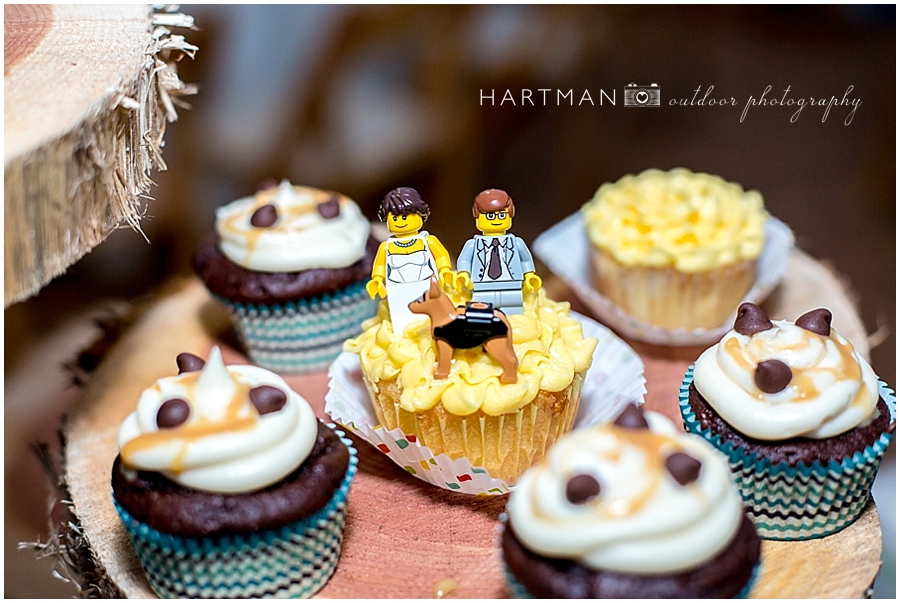 Lego bride and groom cake toppers cupcake toppers