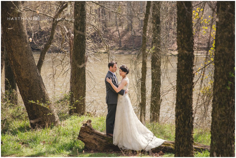 Wedding photographer Haw River Ballroom 000025