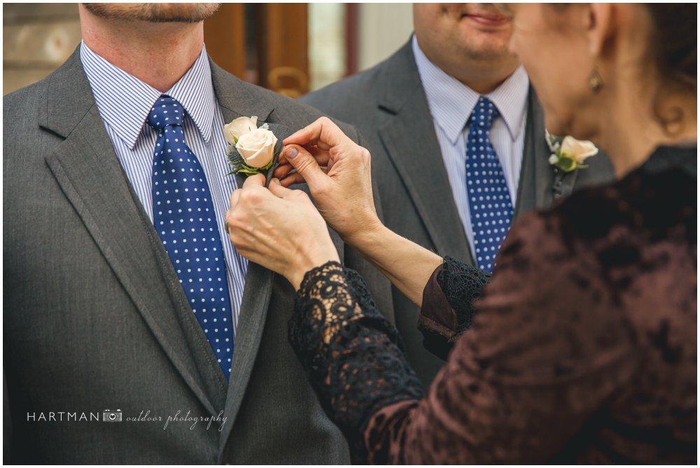 Saxapahaw Boutonniere   000028