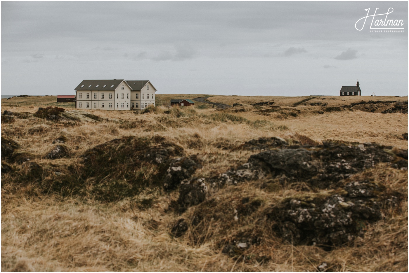 Hotel Budir Little Black Church Wedding _0003