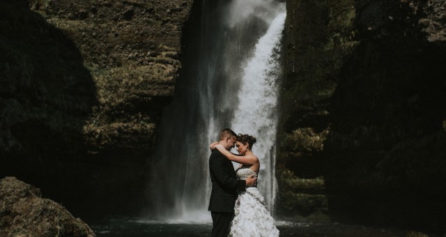 Liz and Adam | Iceland Dyrholaey + Waterfall Wedding