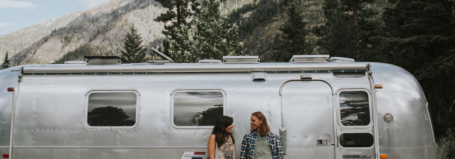 Gabi + Brandon |Airstream Session in Leavenworth, WA