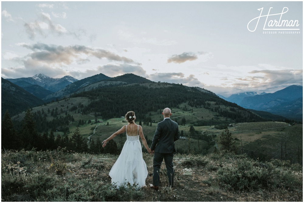 Rock climber bride and groom _0098