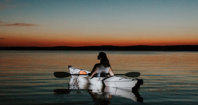 North Carolina | Nighttime Lake Paddle