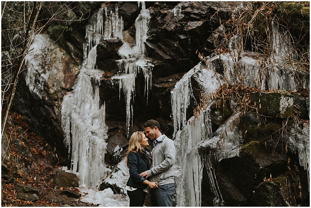 outdoor mountain winter wedding 