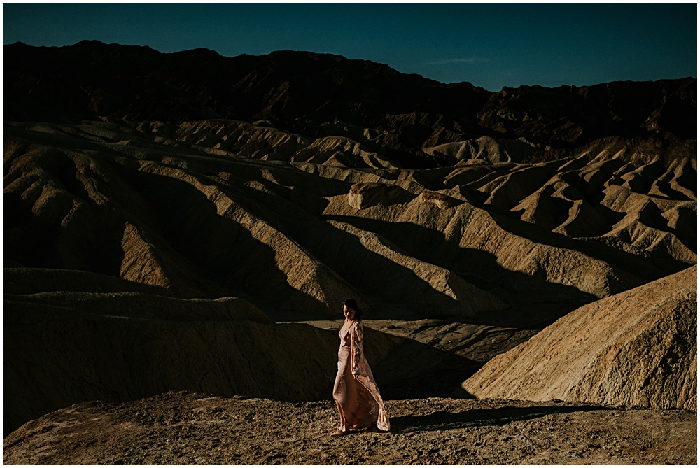 Adventurous elopement in Death Valley California 