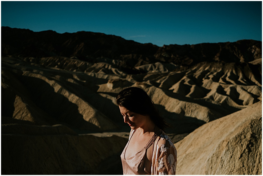 outside winter wedding death valley