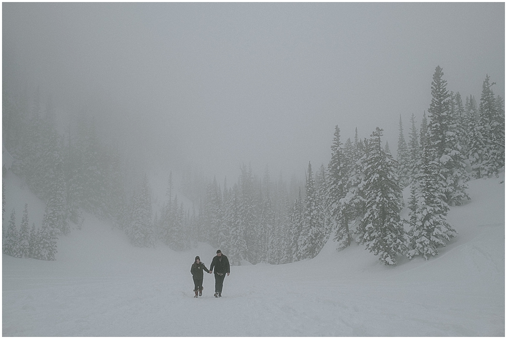 Engagement session in Rocky Mountain National Park