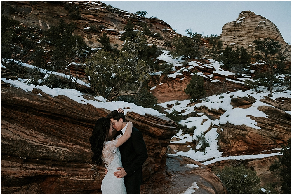 Elopement in Zion Utah 