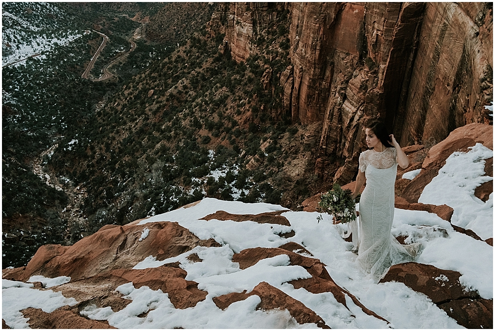 Outdoor wedding in Zion National Park 