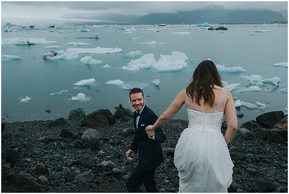 Iceland wedding photographer 