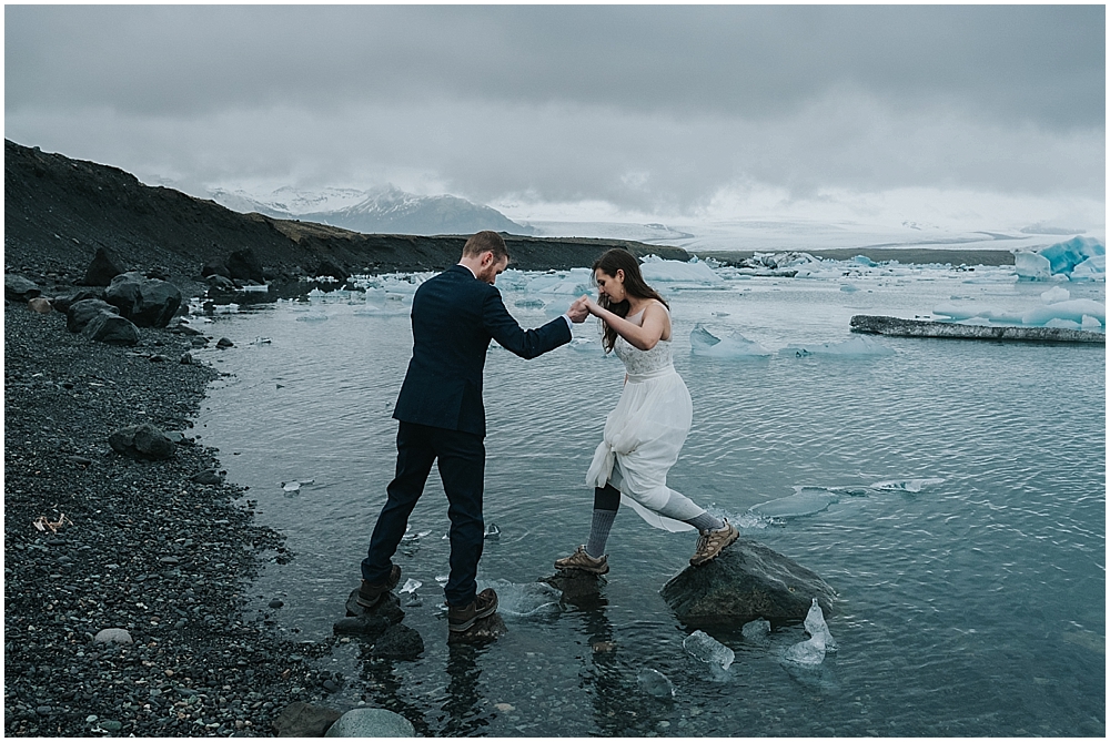 Iceland wedding photographer 