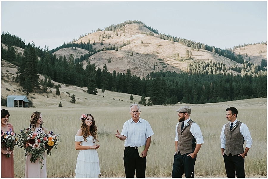 Winthrop Washington outdoor wedding 