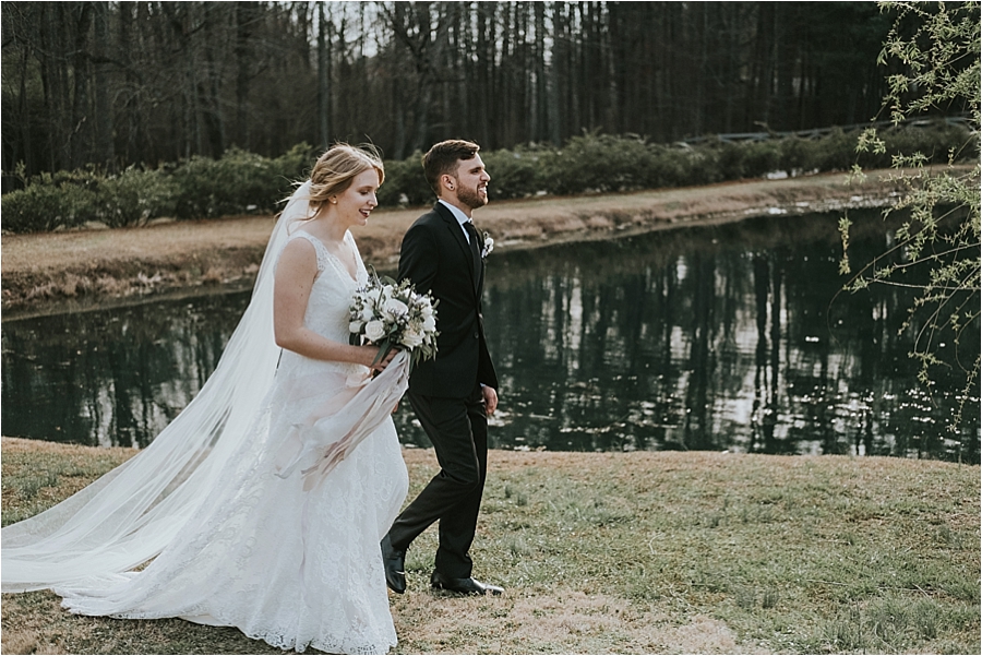 modern Raleigh wedding photography