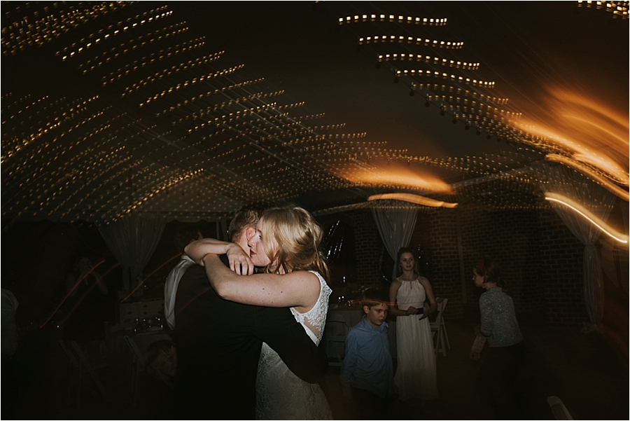 artistic Raleigh wedding photographer