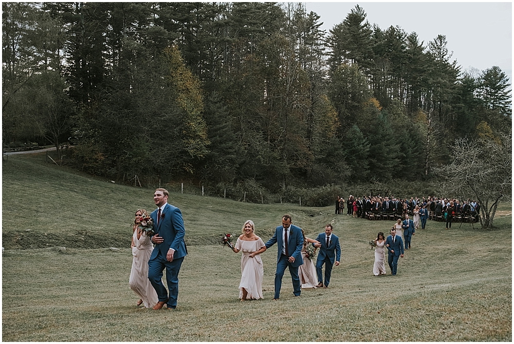 Natural scenic mountain wedding venue in North Carolina Scenic wedding venue in North Carolina