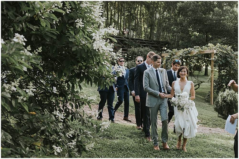 Vineyards at Betty's Creek wedding ceremony 