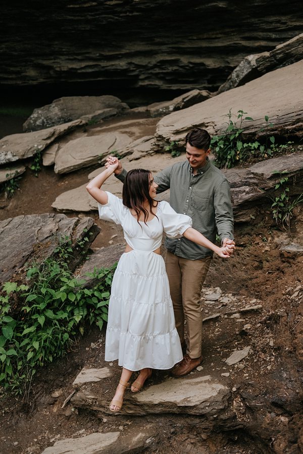 Charlotte Engagement Photographer x Charlotte Engagement Photographer x