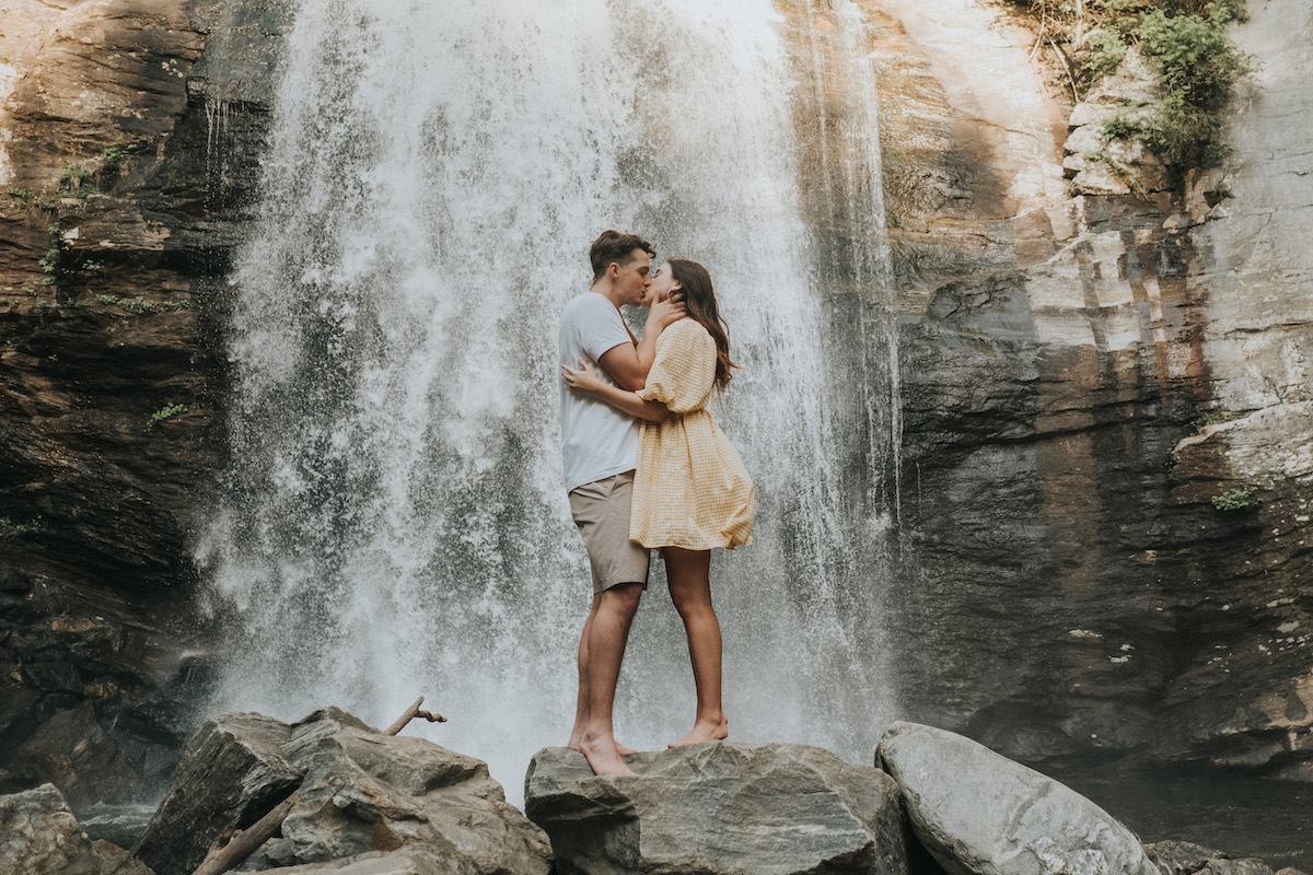 Hartman Outdoor Photography Julie Garret Engagement