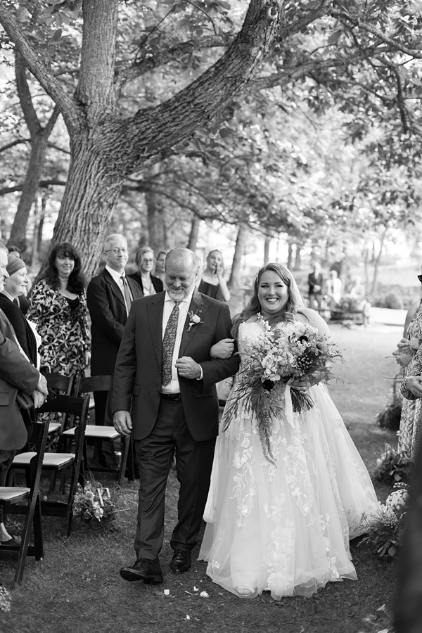 artistic candid wedding photographer asheville