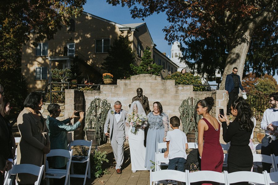 Documentary Asheville Wedding Photographer x