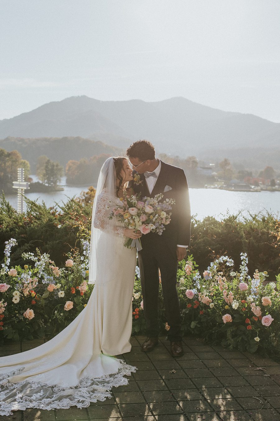 Documentary Asheville Wedding Photographer x