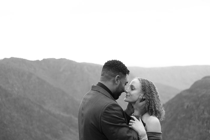Boone Engagement Photographer x Boone Engagement Photographer x