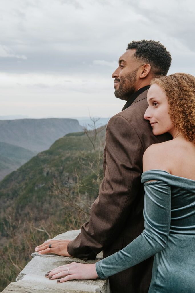 Boone Engagement Photographer x Boone Engagement Photographer x