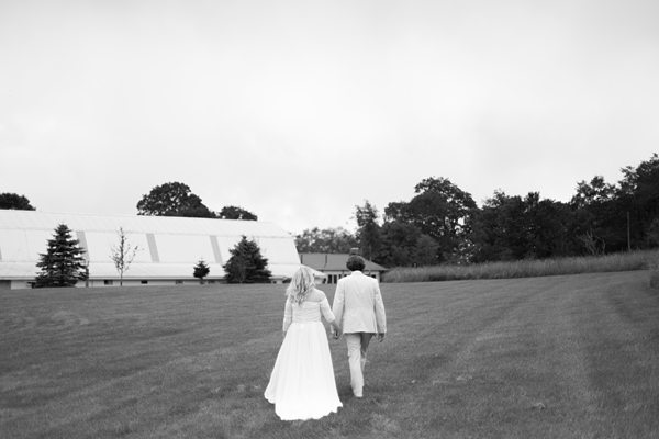 Boone Wedding Photographer Overlook Barn Banner Elk x