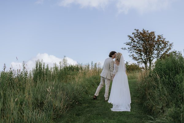 Boone Wedding Photographer Overlook Barn Banner Elk x