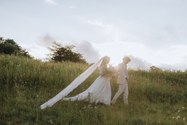 Boone Wedding Photographer Overlook Barn Banner Elk x